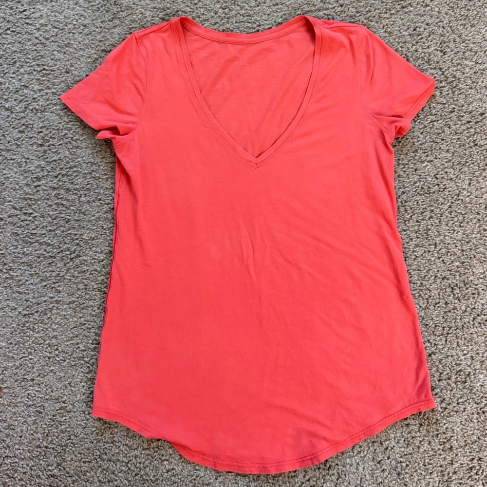 Lululemon Love Tee V-Neck Short Sleeve Shirt Coral Pink Size 6